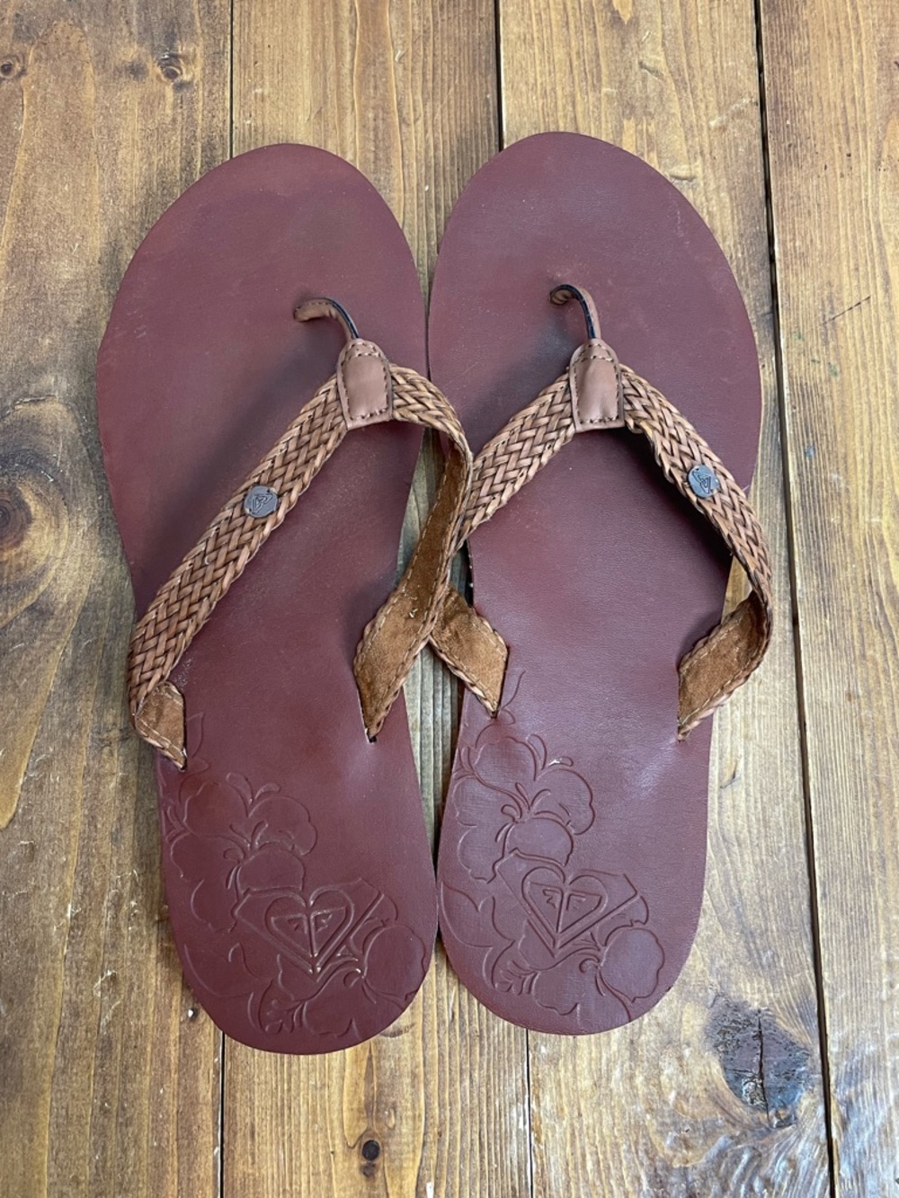 Roxy Womens flip flops brown